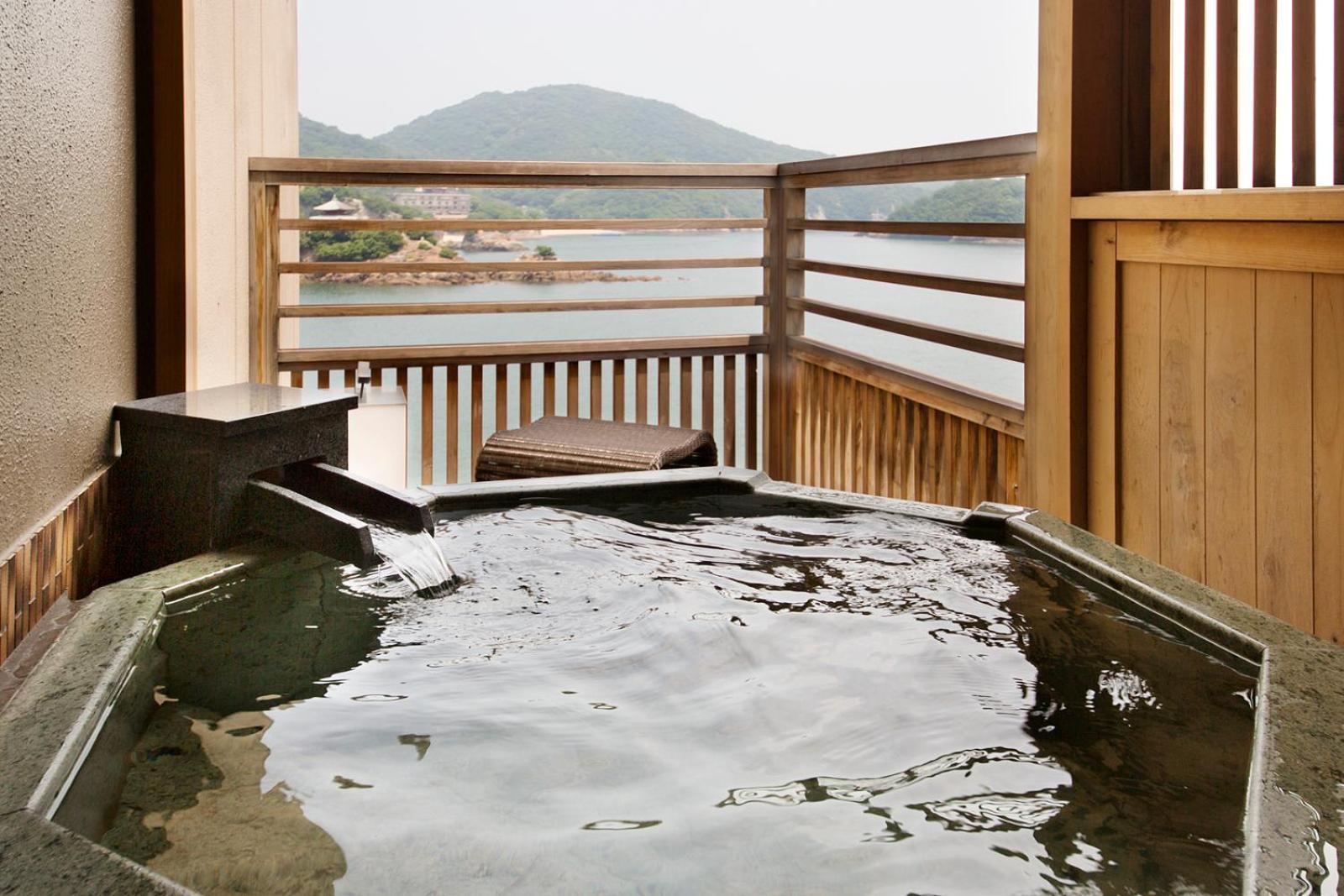 Отель Migiwatei Ochi Kochi Tomo Экстерьер фото